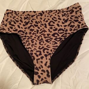 Pink Desert ribbed leopard bottoms